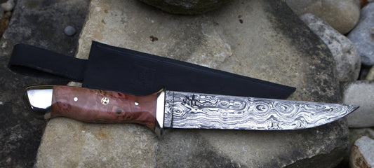 Hunting knife